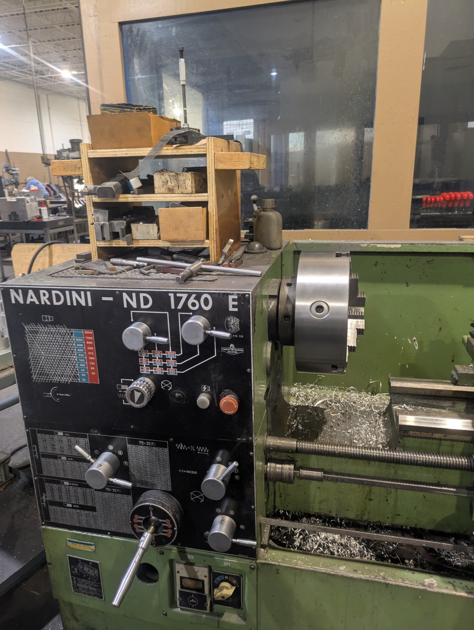 Manual Lathe Nardini ND-1760 Lathe. 8" swing - Machine image